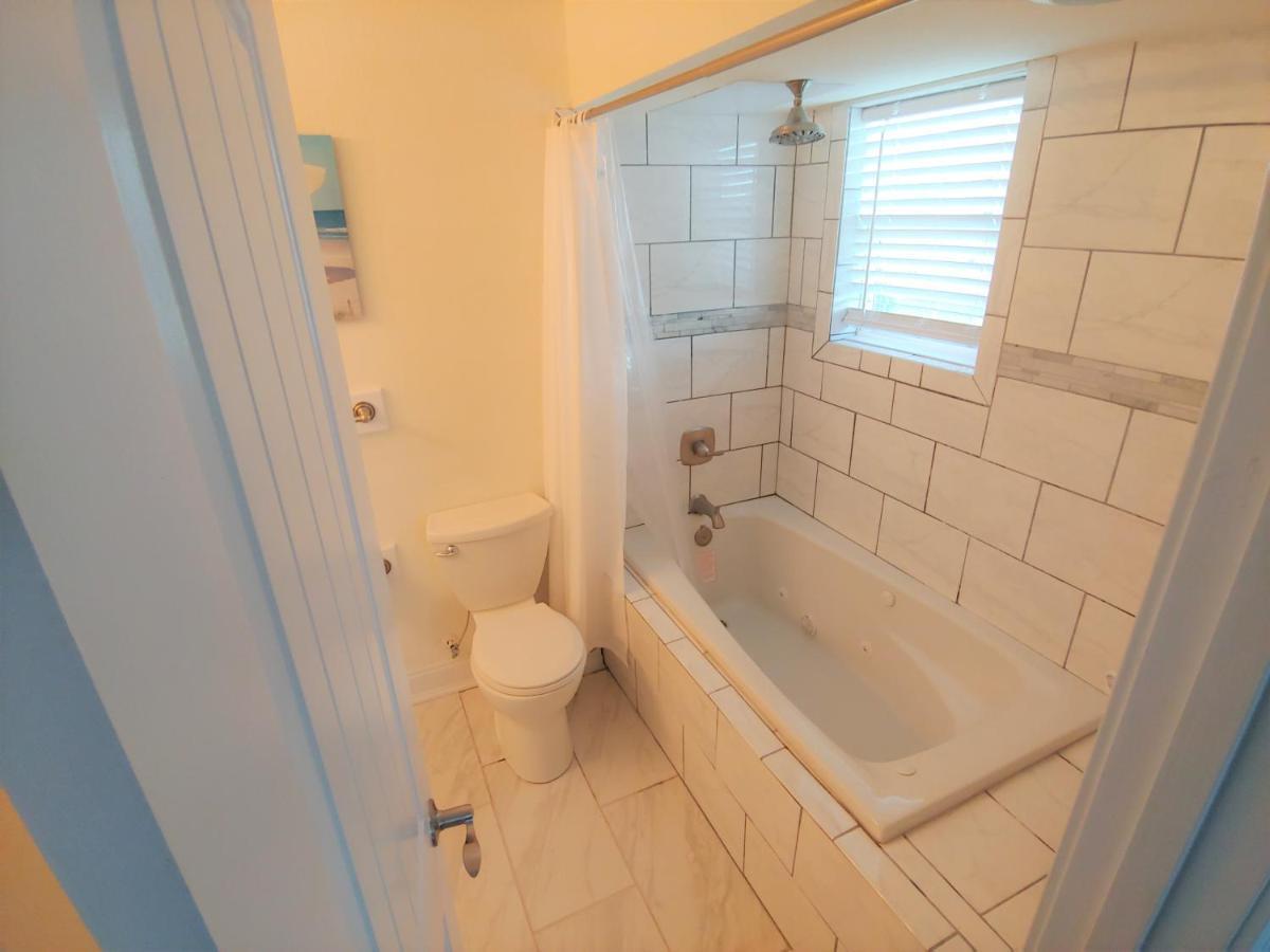 2508 Beach Rd, Semi-Oceanfront, Pool/Hot Tub Nags Head Exterior photo